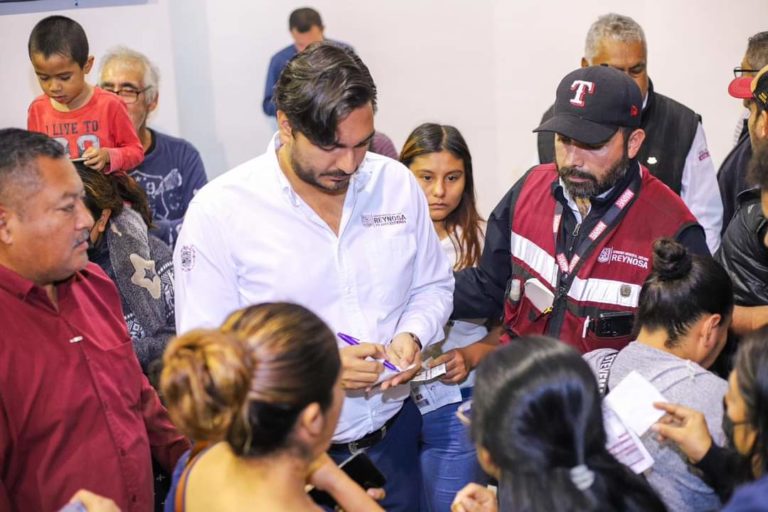 Se suman familias de Reynosa a programa social con Carlos Peña Ortiz