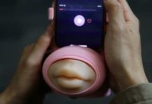 China crea unos labios que puedes conectar a tu celular y así mandar besos reales por mensaje