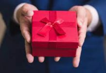 Funcionarios no deben recibir regalos navideños