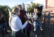 Entregan cobijas en las colonias colonias Olivos I y Valles de Anáhuac por frente frío