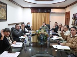 Aprueba Cabildo programa de becas municipales
