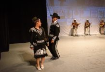 Trascienden fronteras: jóvenes reynosenses, respaldados por el Alcalde Carlos Peña, en el evento folclórico de la UTRGV