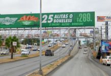 Auxilian a menor quien al parecer tenía una crisis nerviosa en un puente peatonal