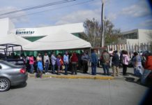 Caos en el Banco del Bienestar adultos mayores no pueden cobrar su pensión