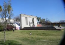 Hambre y frío golpean a migrantes; los niños enferman