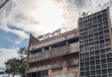 Piden rescatar edificio abandonado en el centro de Madero