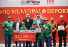 Festejaron reynosenses con Carlos Peña Ortiz el Premio Municipal del Deporte 2023