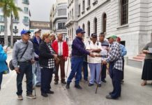 Jubilados y Pensionados bloquean momentáneamente la Colón para exigir justicia