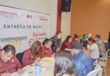 Aplican entrega de las becas “Iniciando la Esperanza” y “Compromiso