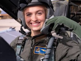 Nueva Miss América es piloto militar de la Fuerza Aérea de Estados Unidos