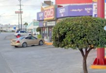 Rateros amagan a su víctima con pistola para robarle se salvo que se llevaran su vehículo