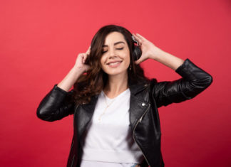 Ésta es la canción que debes escuchar para saber si tus audífonos son de buena calidad