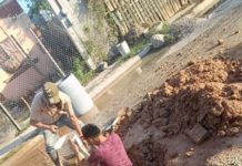 Atiende COMAPA fuga de agua potable en Villas de la Joya