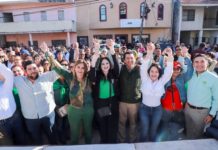 Agradece Casandra de los Santos compañía de Maki Ortiz en su registro como candidata