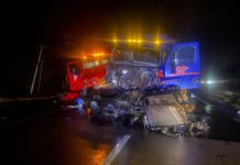 Choque de tráilers en Hidalgo deja cuantiosos daños