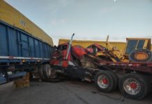 Chocan tráilers en carretera a Tula y dejan daños