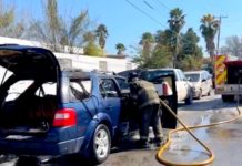 Bomberos acuden a conato de incendio en unidad en la Petrolera