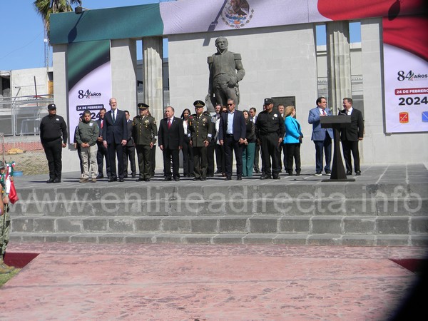 Dia de la bandera Laredi (4)
