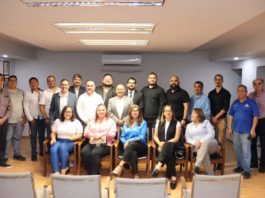 Toma protesta a la nueva mesa directiva de la CANACO