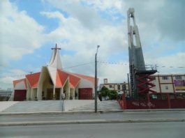 Hereje como alma que lleva el diablo se mete a robar a la casa del señor