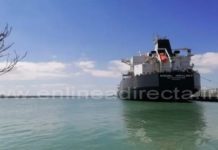 Explosión en embarcación cauda pánico