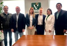 Maki Ortiz Domínguez, se registra como aspirante al Senado de la República por el PVEM