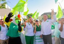 La colonia Infonavit Fundadores de Nuevo Laredo se Pinta de Verde con Maki y Geño