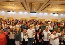 José Ramón Gómez Leal plática las propuestas de la Dra. Claudia Sheinbaum