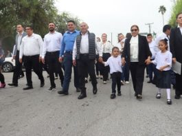 Padres y maestros, ejemplo de inclusión y solidaridad