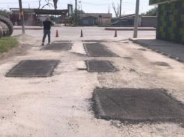 Previenen a automovílistas conducir por precaución por calles de Díaz Ordaz