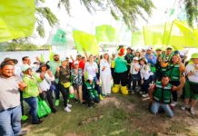 En encuentro más de 1,000 ciudadanos ofrecen su voto a Maki Ortiz