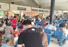 Turistas abarrotan el mercado municipal de Tampico este Jueves Santo