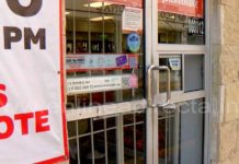 Tienda Oxxo es asaltada por ratero frente a cámaras de seguridad de la zona Centro