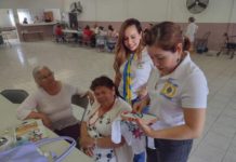 Club de Leones, Damas Leonas y Club Centenario visitan el centro comunitario