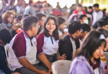 Alumnos de diversos niveles educativos cuentan con becas “Contamos Contigo”