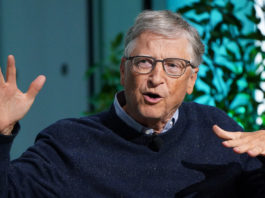 Bill Gates nombra tres áreas que no sufrirán despidos por el desarrollo de la IA