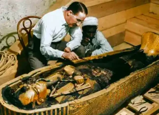 Descubren causa de la ‘maldición del faraón’ que mató a más de 20 personas al abrir la tumba del Tutankamón en 1922