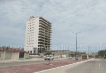 Proyectan construcción de tres torres de condominio en playa Miramar