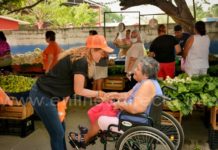 Amalia Ávalos se compromete a implementar programas sociales para grupos vulnerables