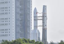 China, a punto de lanzar su misión a la cara oculta de la Luna: ¿qué hará allí?