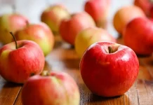 ¿Eres alérgico? Es momento de comer manzanas, ajo y cebolla