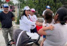 ¡Martha Rubio del PAN felicita a todas las madres de familia!