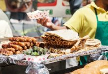 Antojos callejeros mandan al hospital a 180 personas