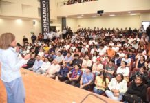 Más deporte, conectividad y apoyo al emprendimiento de los jóvenes: Rosa González