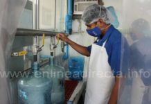 Ante altas temperaturas intensifica COEPRIS revisión a purificadoras y fábricas de hielo