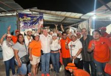 Tianguistas de Puerta del Sol dan su respaldo a Rigo Ramos