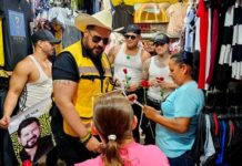 Festejo a mamá con los chicos de Mau