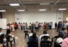 Invita Alcalde Carlos Peña Ortiz a clausura de taller de canto con coro monumental