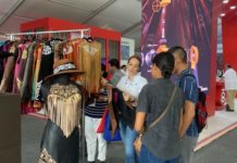 Recibe cientos de visitantes stand de Turismo en Congreso Mexicano del Petróleo