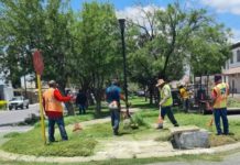Realizan limpieza de boulevares y vialidades del primer cuadro de la ciudad